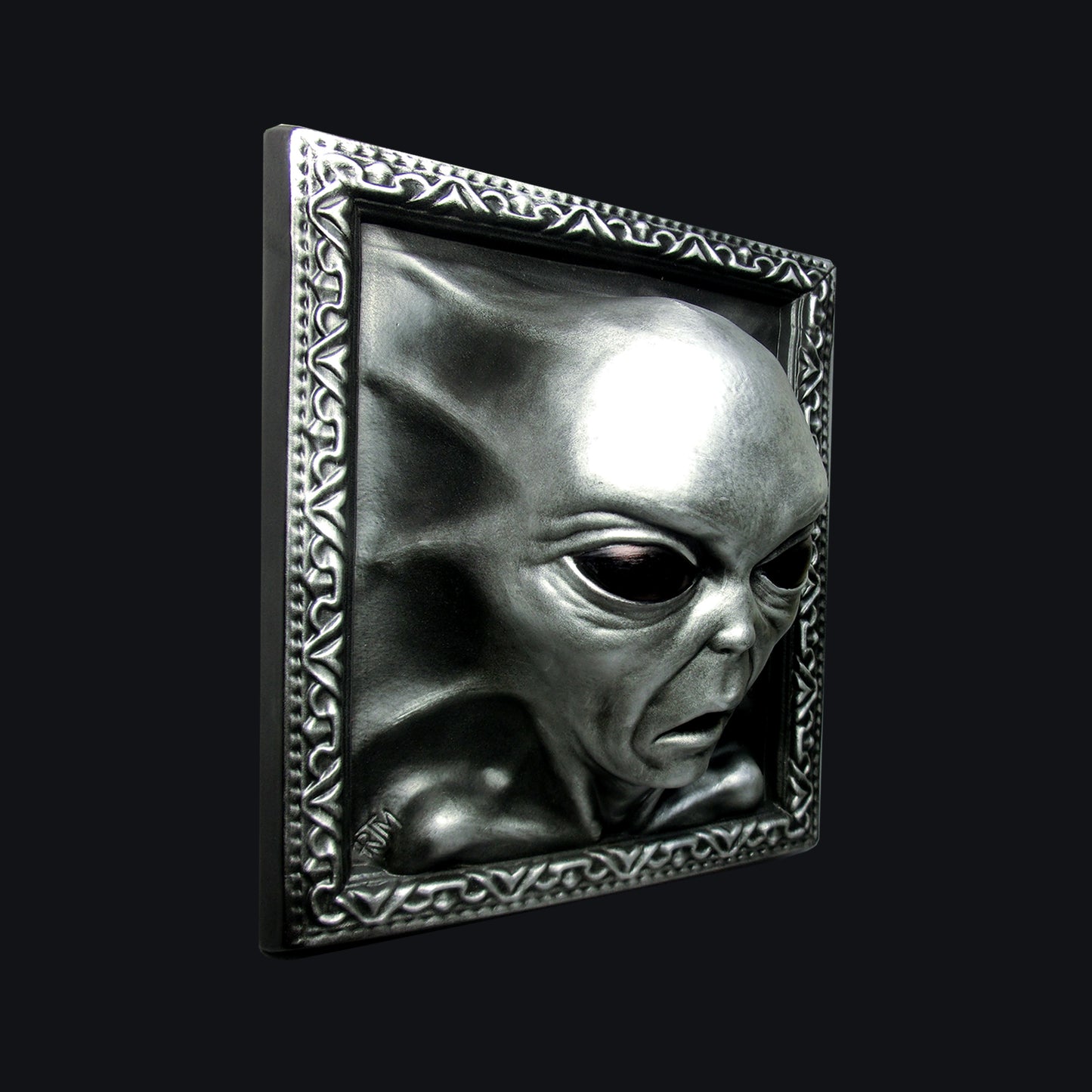 THE ALIEN